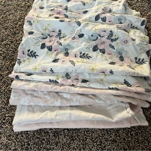 6 flannel receiving blankets- baby blankets